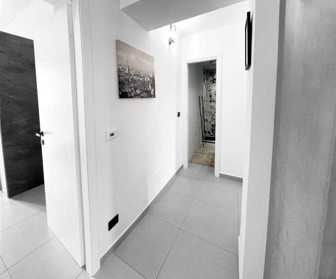 Ferienwohnung Porta Susa X6 - Freeparking Wi-Fi E Netflix Turin Exterior foto